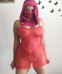 Türbanlı Escort Bayan Irmakla Ateşli Anlar